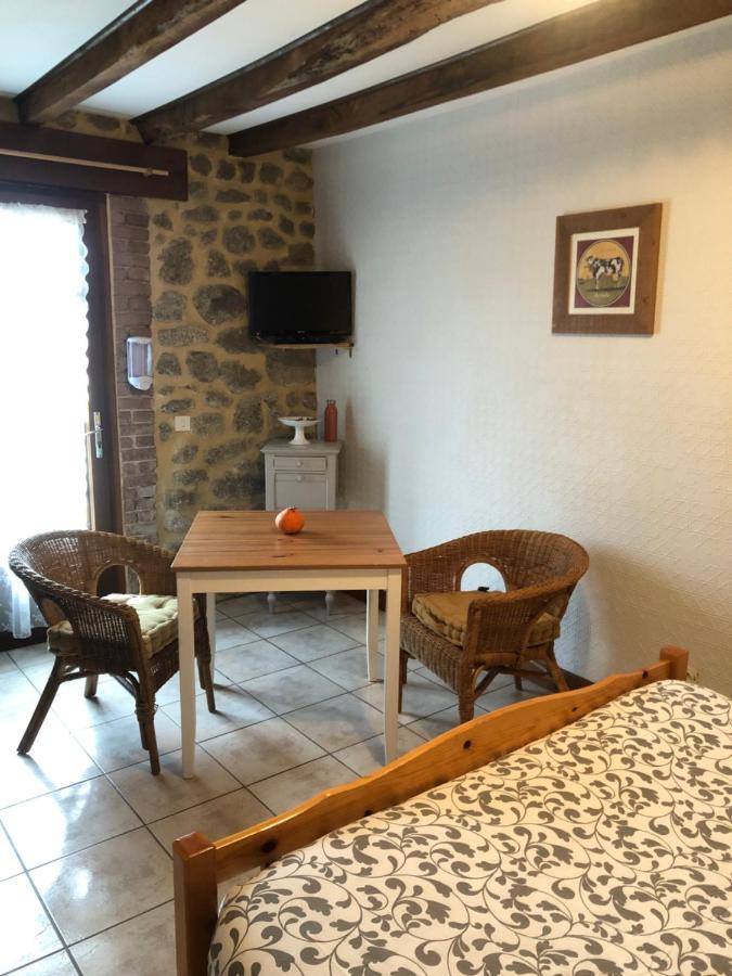 Maison D'Hotes Ourdeaux Et Gite Chez Rouchon Alleyrat  Exterior foto